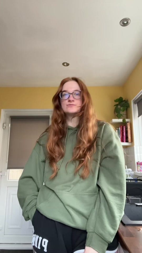 Post 4 by suzibloom on TikTok (video)