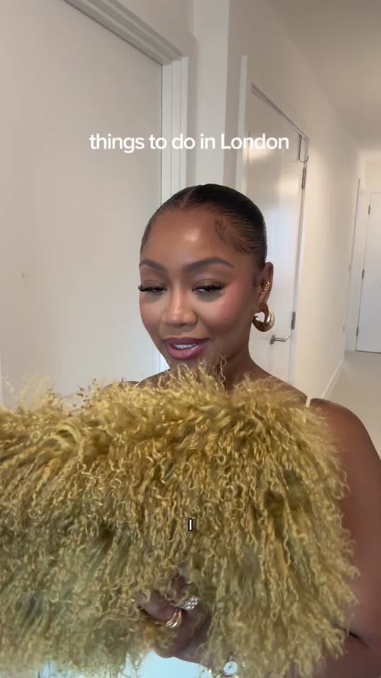 Post 1 by Lash London 🎀 on TikTok (video)