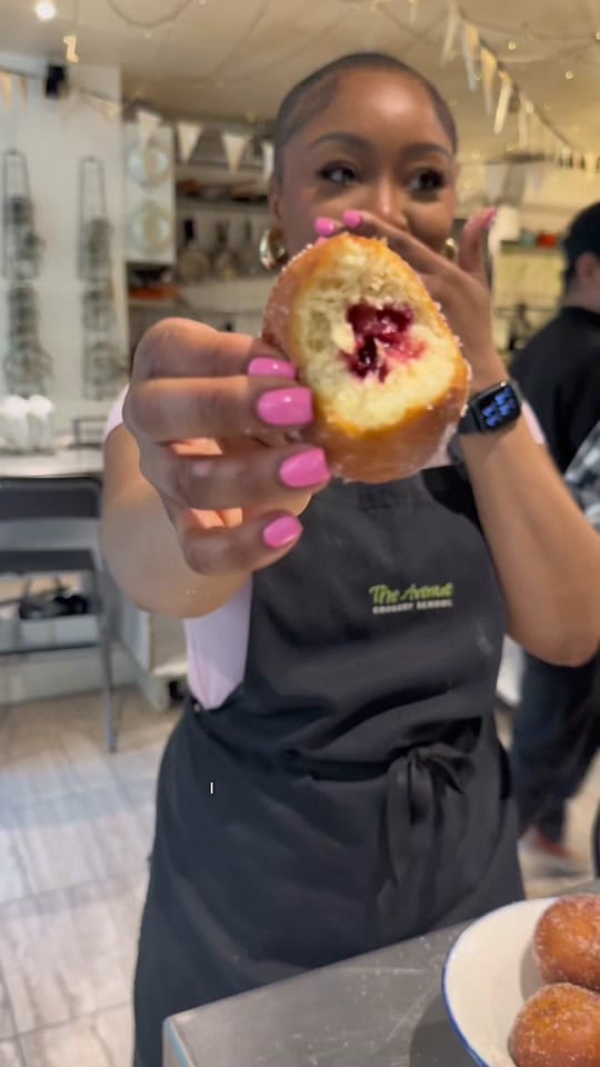 Post 8 by Lash London 🎀 on TikTok (video)