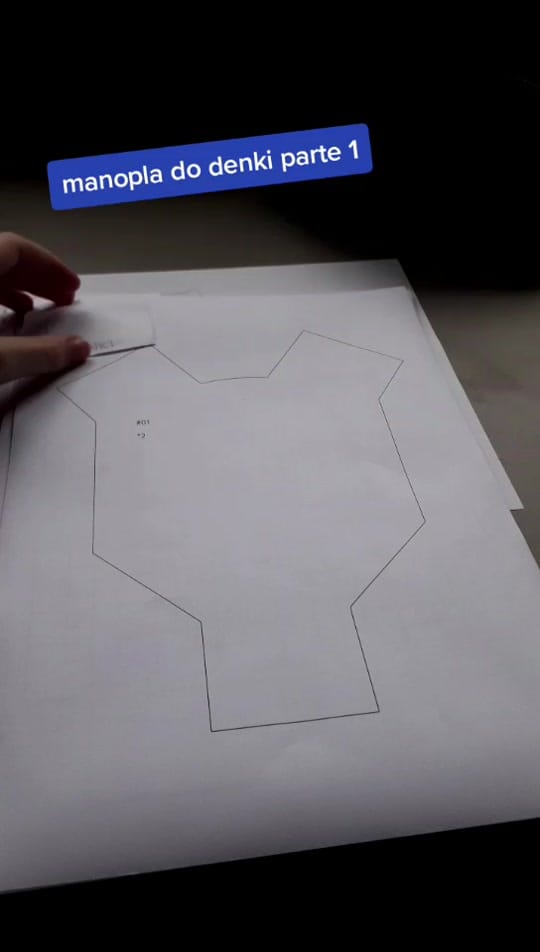 Post 3 by chimos cosplay on TikTok (video)
