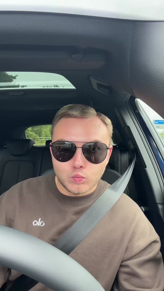Post 9 by sammandscott on TikTok (video)