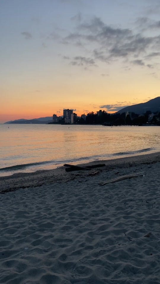 Post 3 by Adam Stevens on TikTok (video)