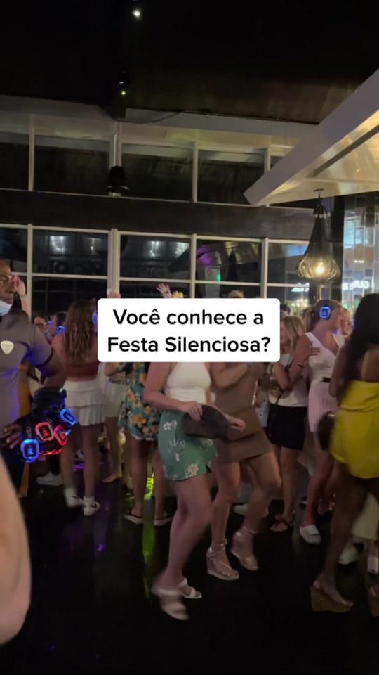 Post 9 by Cami Montreal ✨ on TikTok (video)