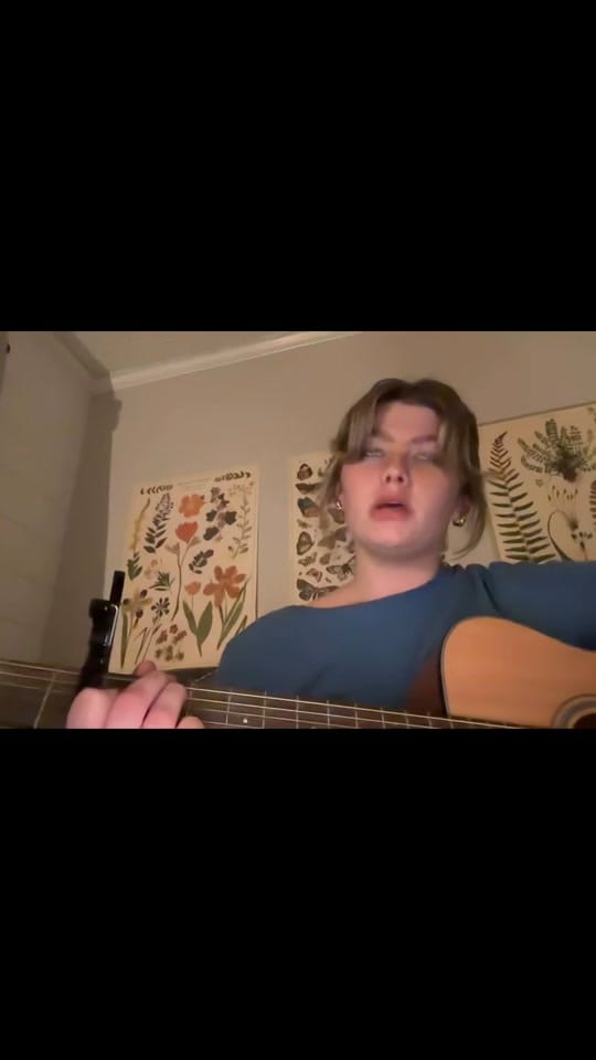 Post 10 by emma holloman on TikTok (video)