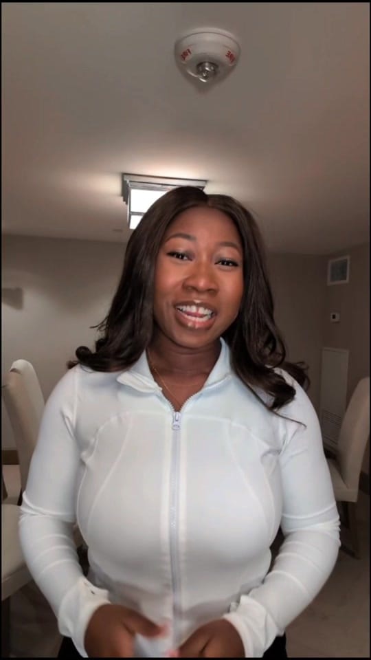 Post 1 by WhizQueen | Finance & Travel on TikTok (video)