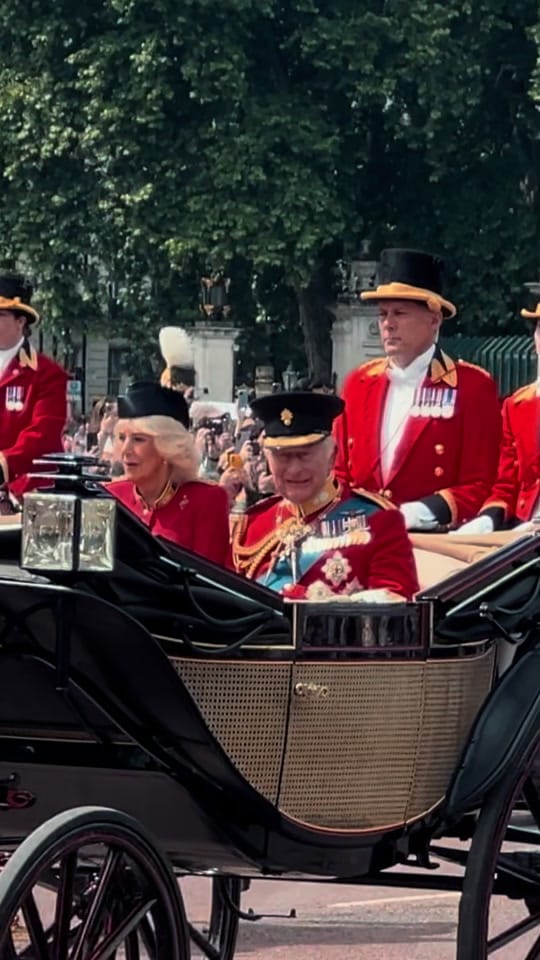 Post 6 by Experiencing London on TikTok (video)