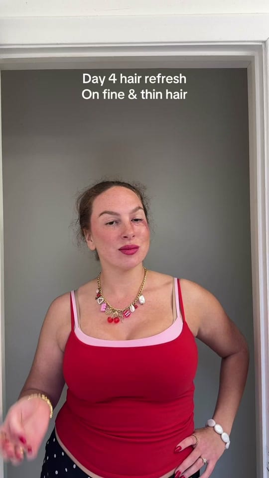 Post 4 by Emily Mallett on TikTok (video)