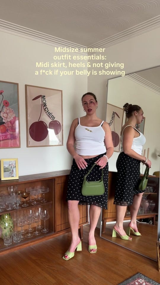 Post 8 by Emily Mallett on TikTok (video)