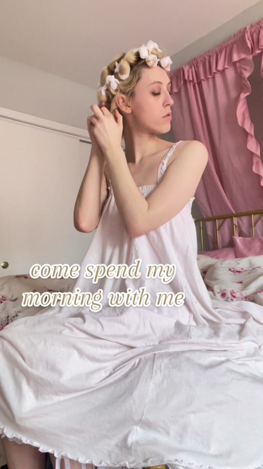 Post 7 by Samantha Golden on TikTok (video)