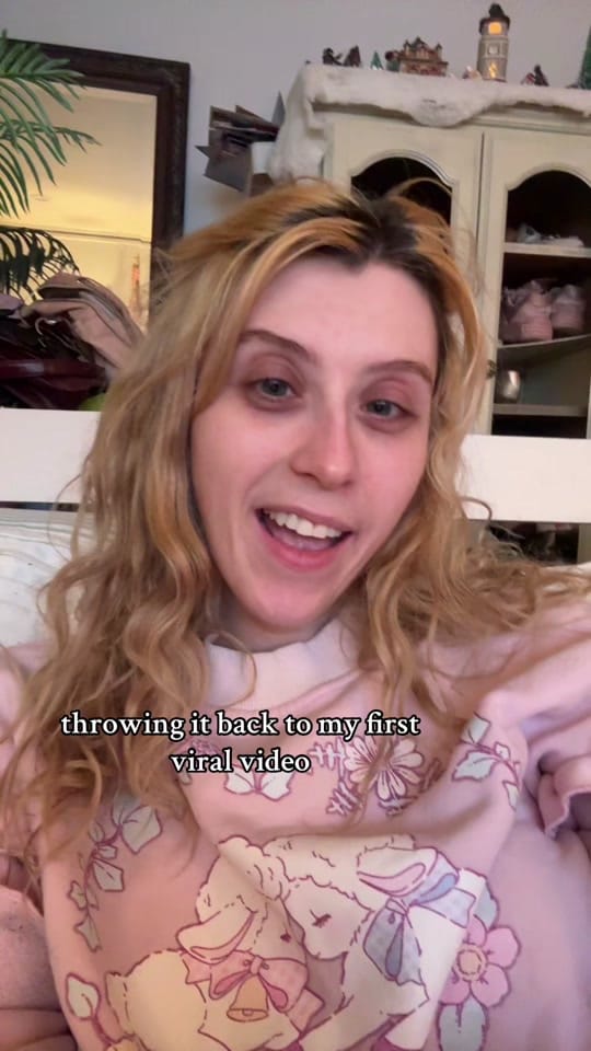 Post 2 by Samantha Golden on TikTok (video)