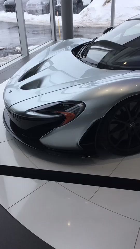 Post 9 by Hugo 🏎 on TikTok (video)