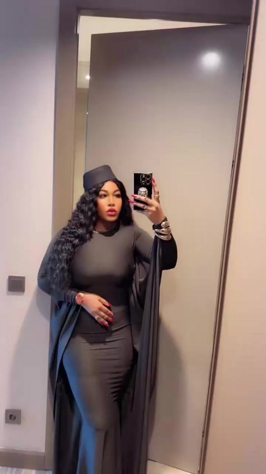 Post 7 by Liny on TikTok (video)