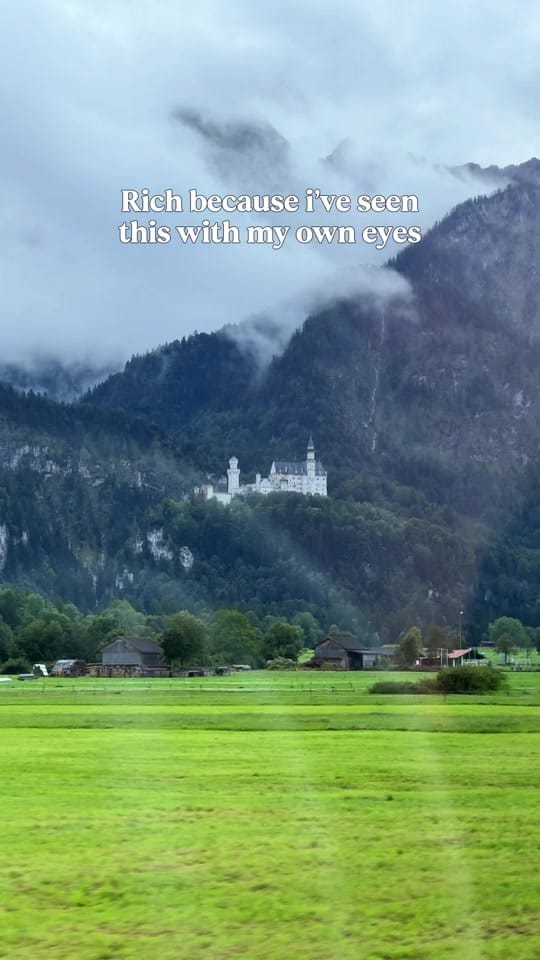 Post 8 by Mellissa Travels on TikTok (video)