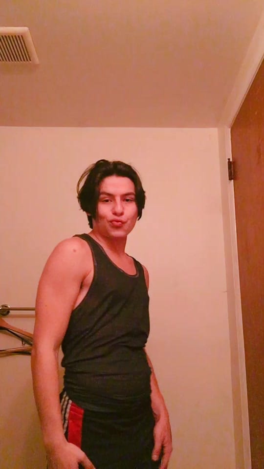 Post 6 by Nikolas Acus on TikTok (video)