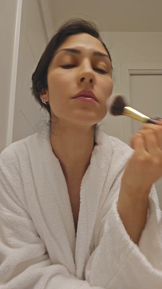 Post 1 by Mahsa on TikTok (video)