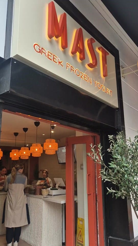 Post 7 by Simplyy Faaiza on TikTok (video)