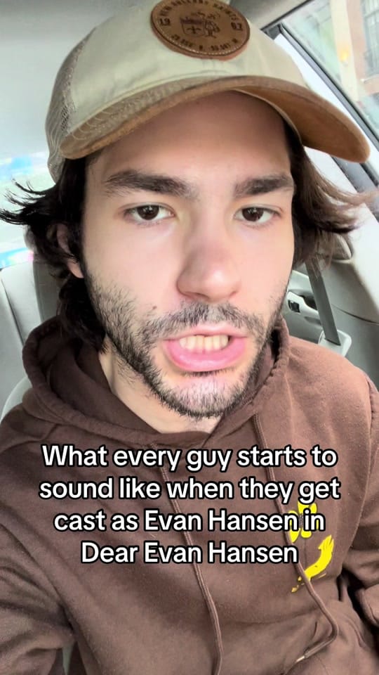 Post 9 by Aus on TikTok (video)