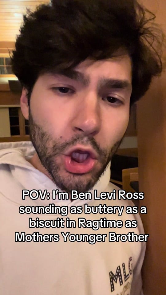 Post 1 by Aus on TikTok (video)