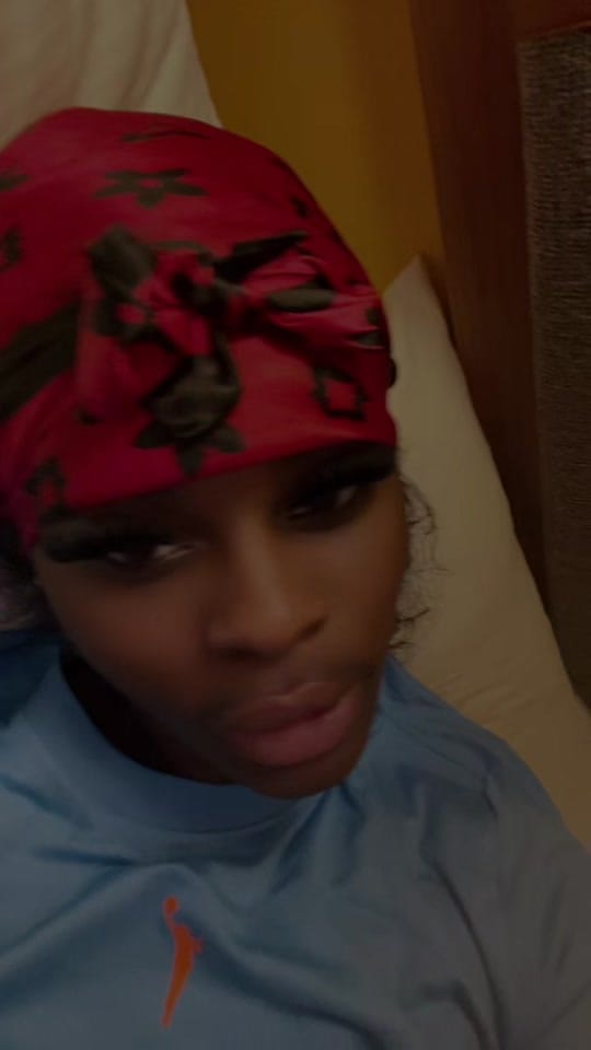 Post 1 by Hollyhood 🫦 on TikTok (video)