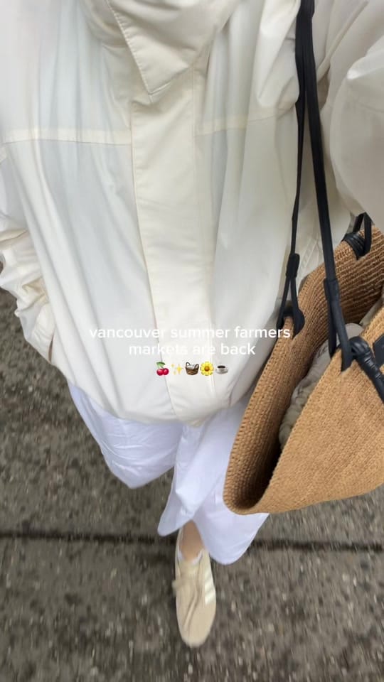 Post 5 by iampolinaa.m on TikTok (video)