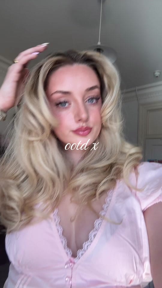 Post 5 by armani 🎀 on TikTok (video)