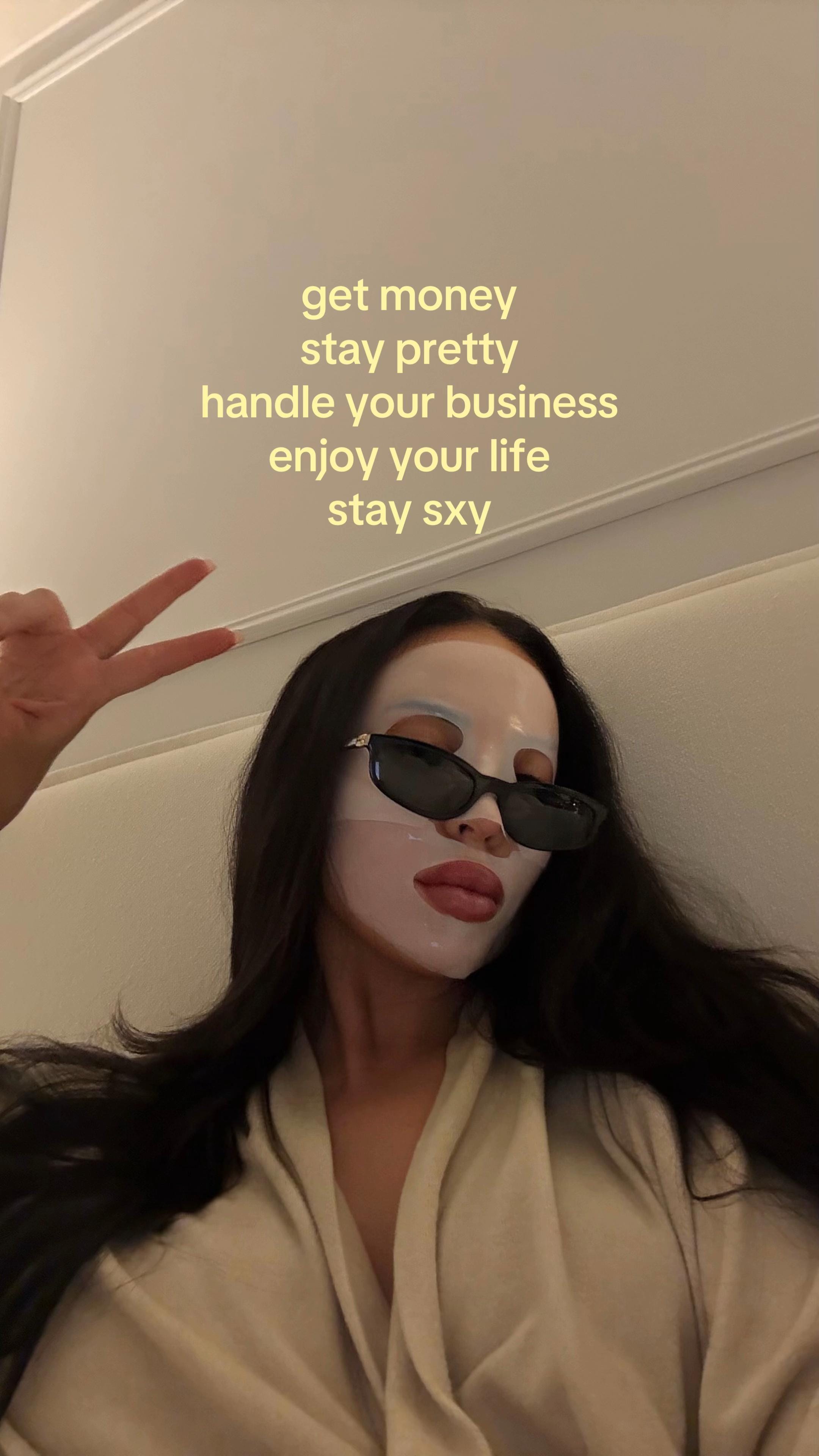 Post 4 by Naomi on TikTok (video)