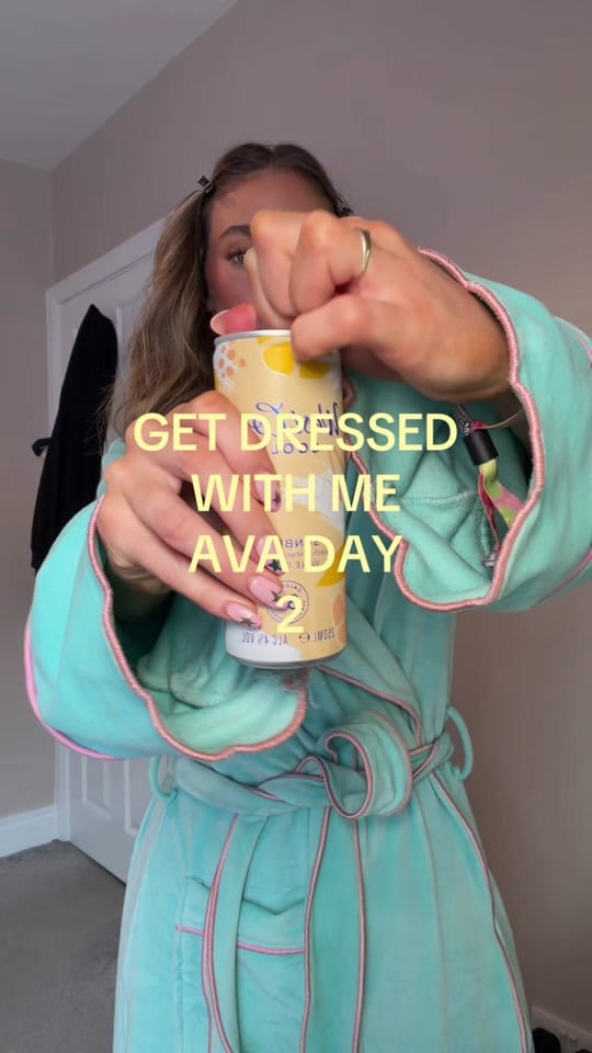 Post 6 by Emily Henderson on TikTok (video)