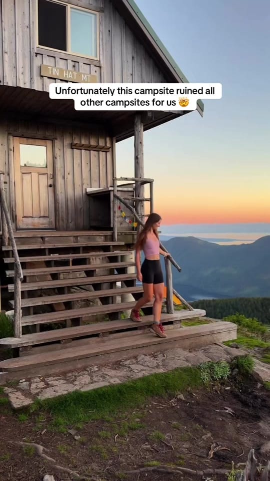 Post 5 by Tomas & Anet on TikTok (video)