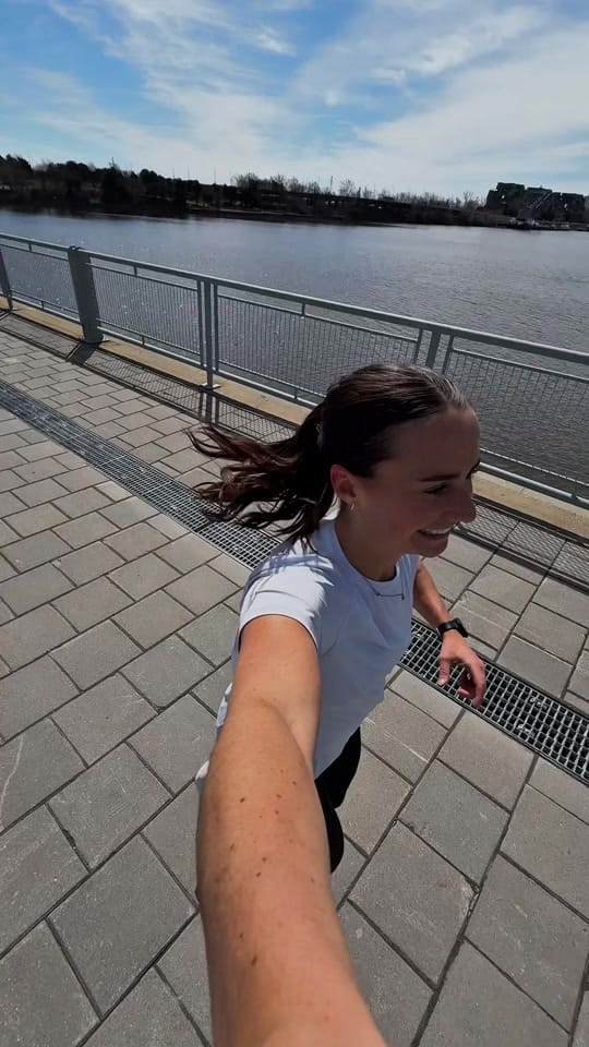 Post 8 by Chloé Courtemanche on TikTok (video)