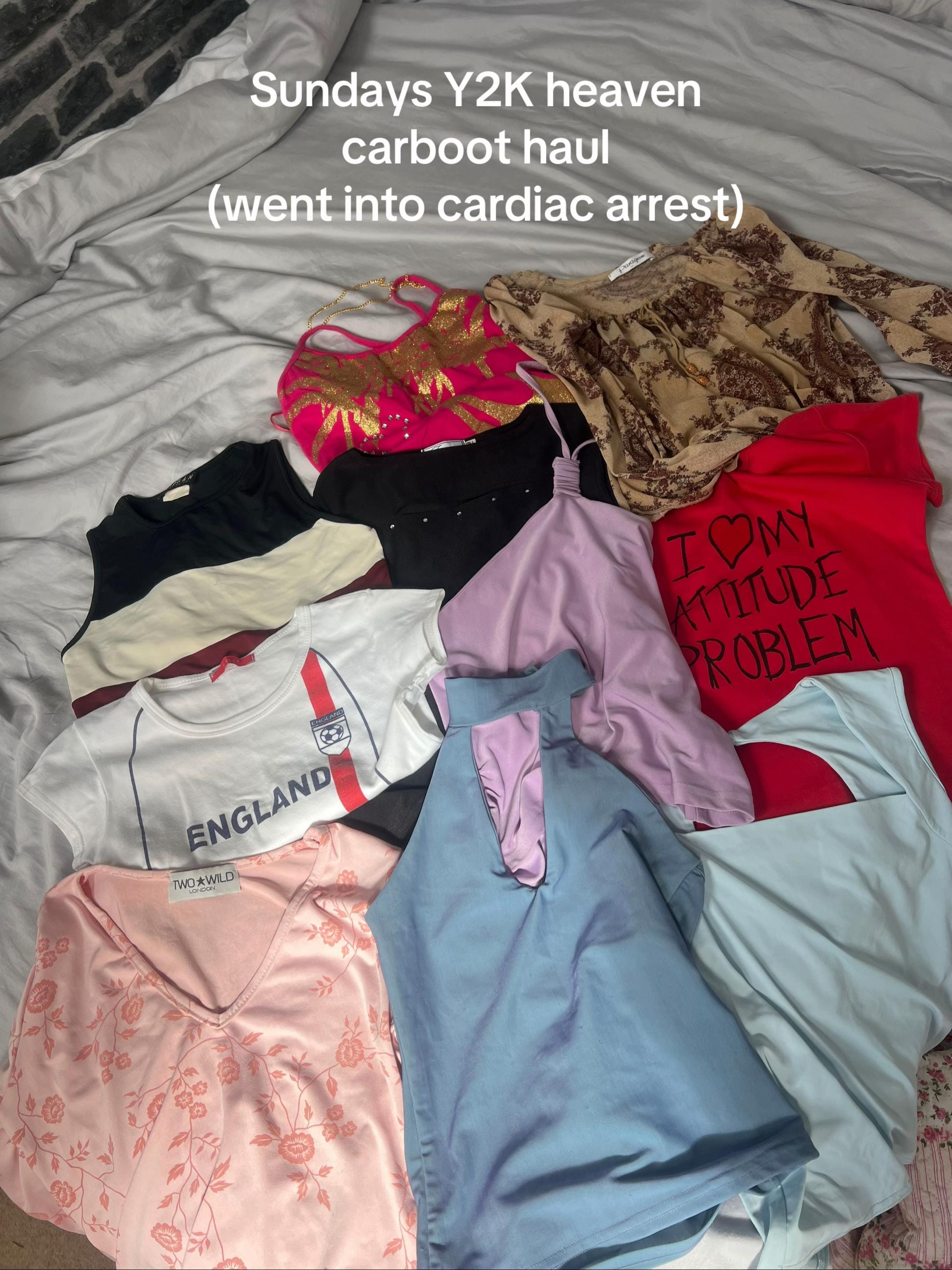 Post 2 by Hollie🧸💌 on TikTok (video)