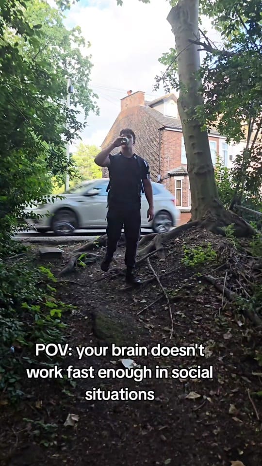 Post 4 by ELLZ on TikTok (video)