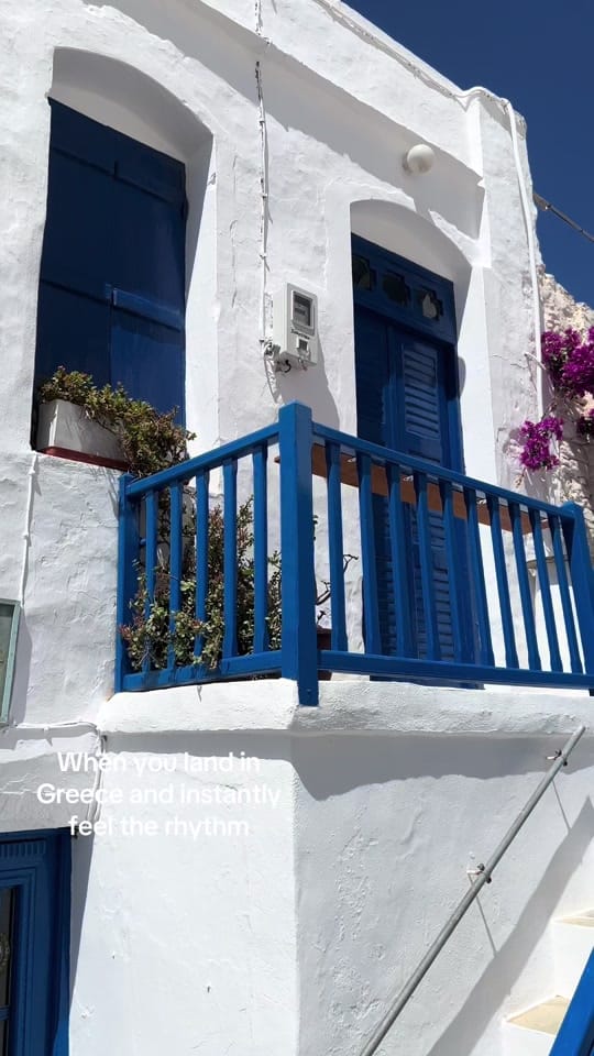 Post 1 by Eleni K on TikTok (video)