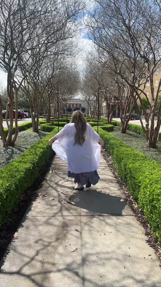 Post 10 by Ashley Warren on TikTok (video)