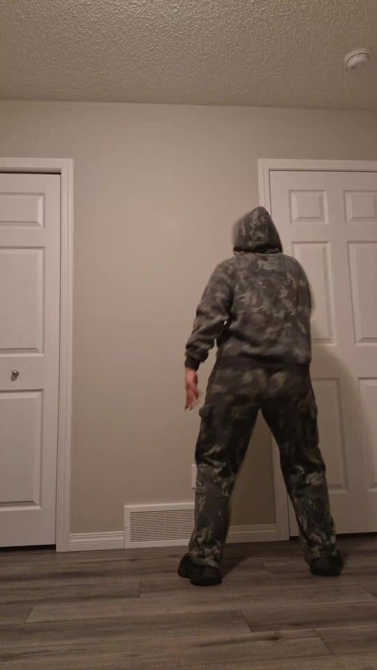 Post 6 by Nicole Ven on TikTok (video)