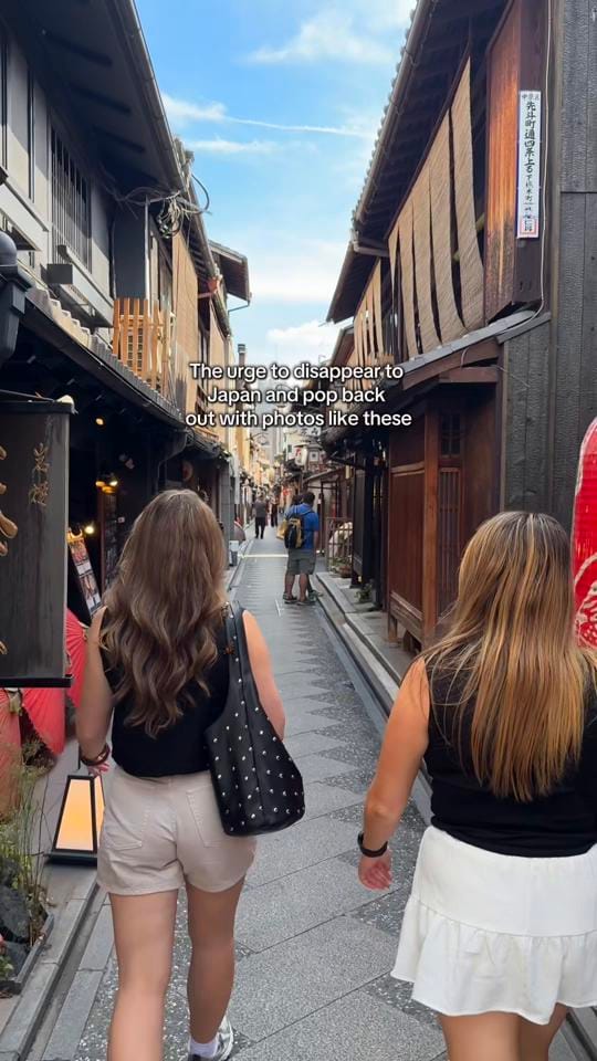 Post 2 by Marzi on TikTok (video)