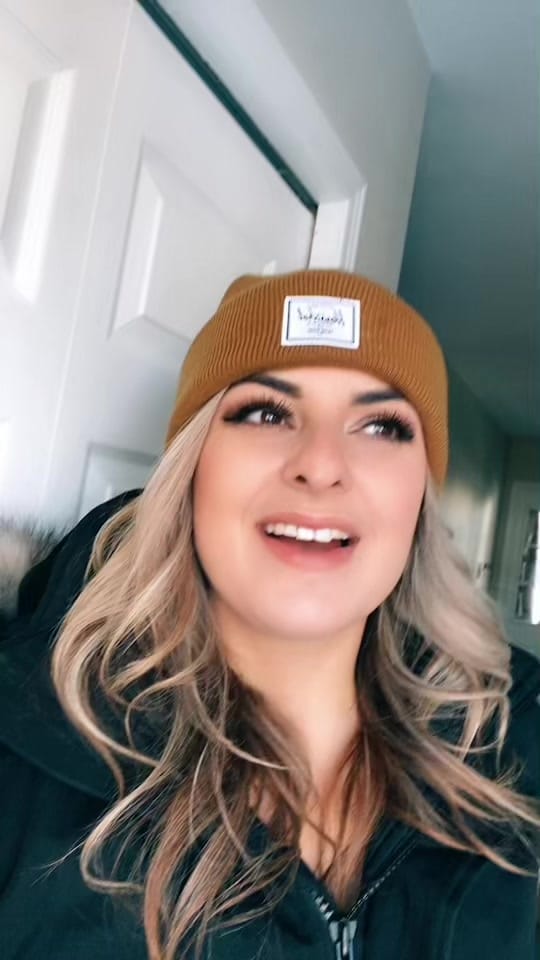 Post 5 by Julie on TikTok (video)