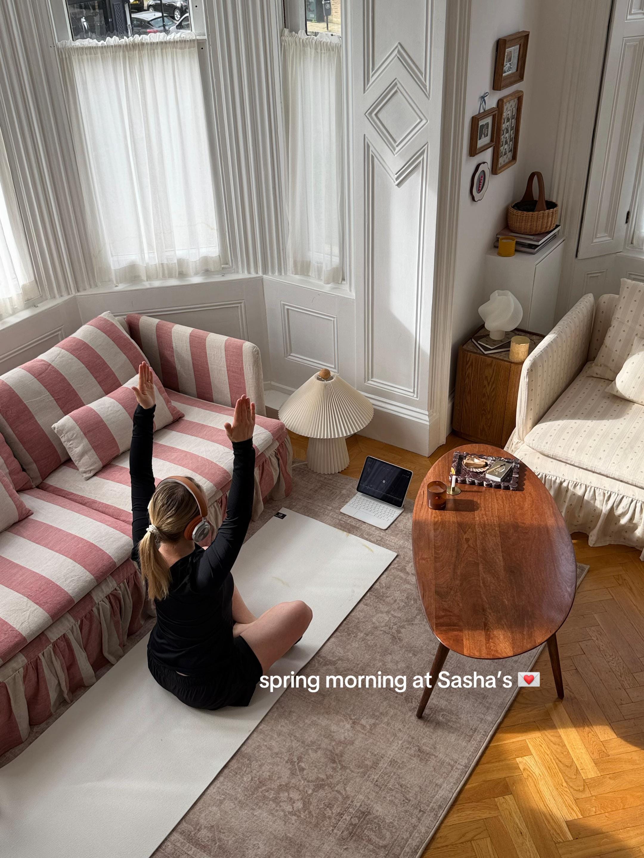 Post 6 by Sasha on TikTok (video)
