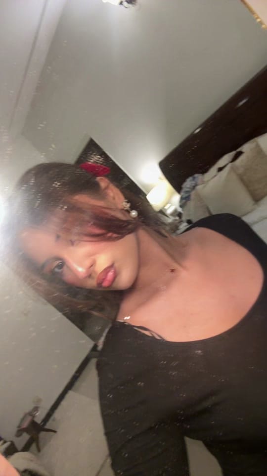 Post 2 by Elisa Khan on TikTok (video)
