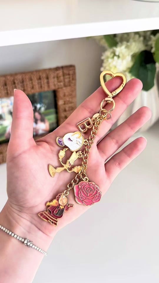 Post 2 by Aden & Louise on TikTok (video)