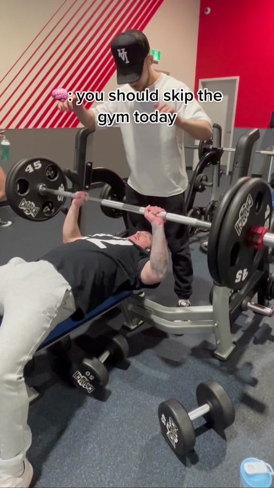 Post 7 by Jordan Medeiros on TikTok (video)