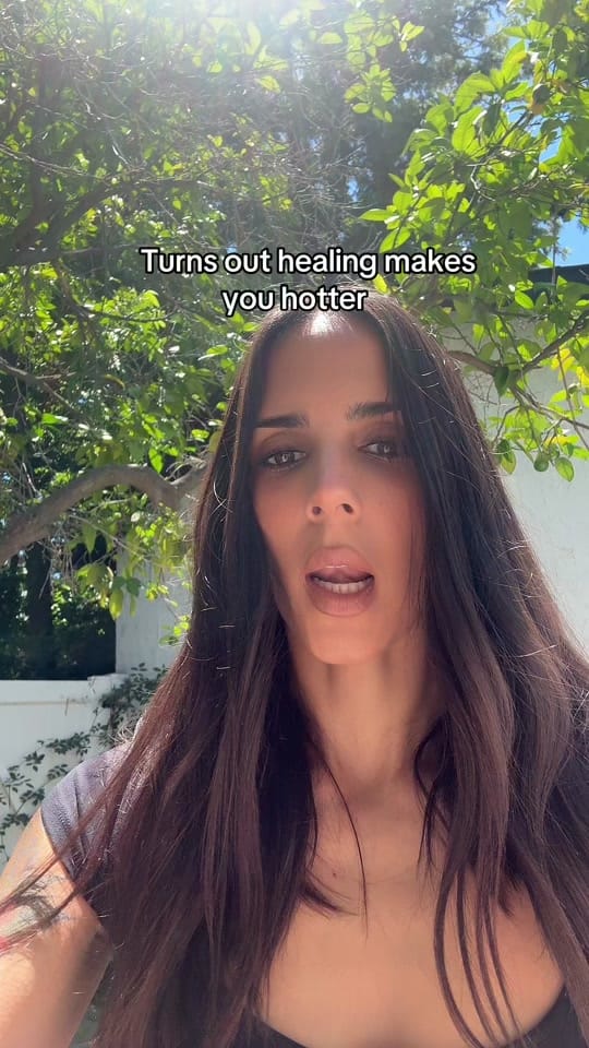 Post 7 by Skye Noel on TikTok (video)
