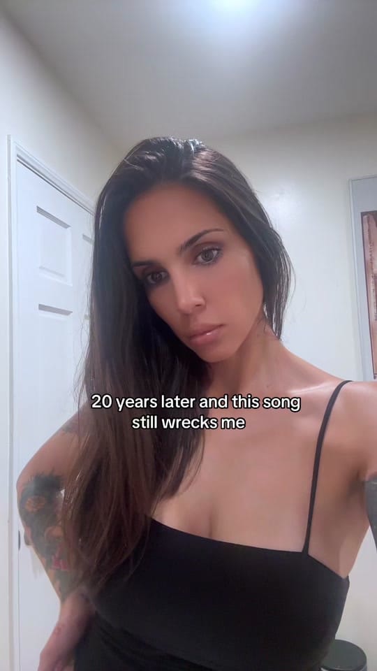 Post 6 by Skye Noel on TikTok (video)