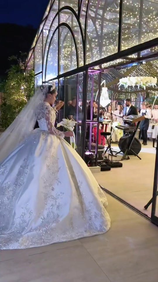 Post 6 by thevictorianbridal on TikTok (video)