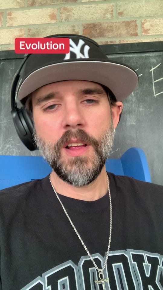 Post 10 by Mariod1983 on TikTok (video)