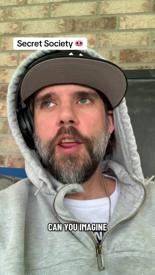 Post 1 by Mariod1983 on TikTok (video)