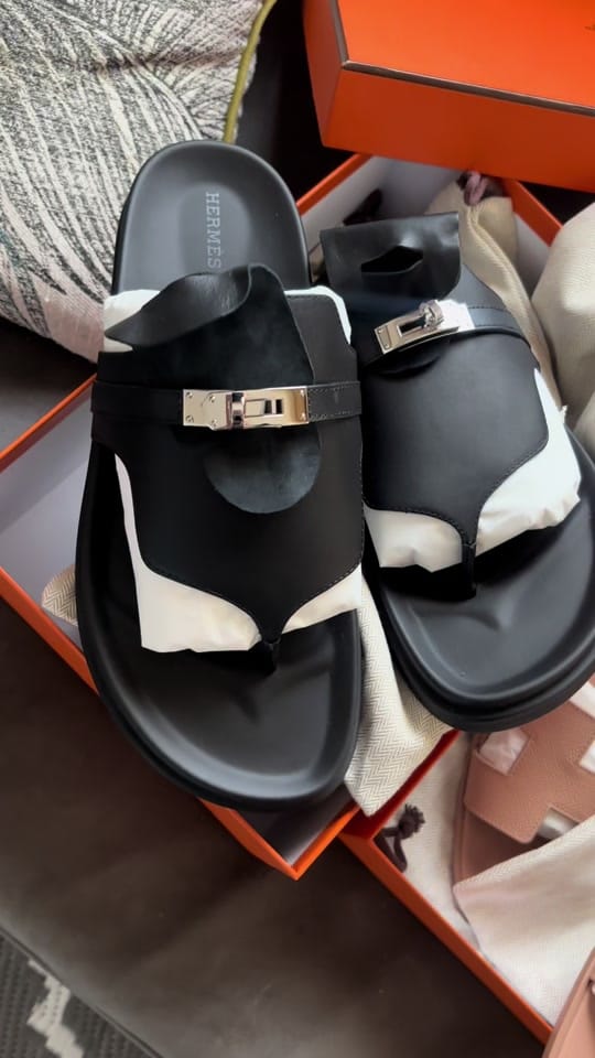 Post 7 by Sara Sourced It🛍️ on TikTok (video)