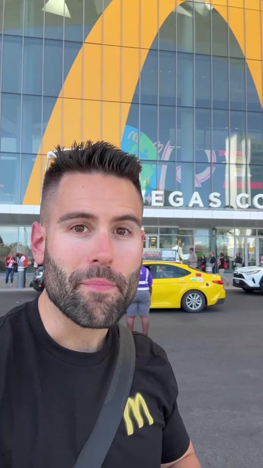 Post 2 by Dave Mani on TikTok (video)