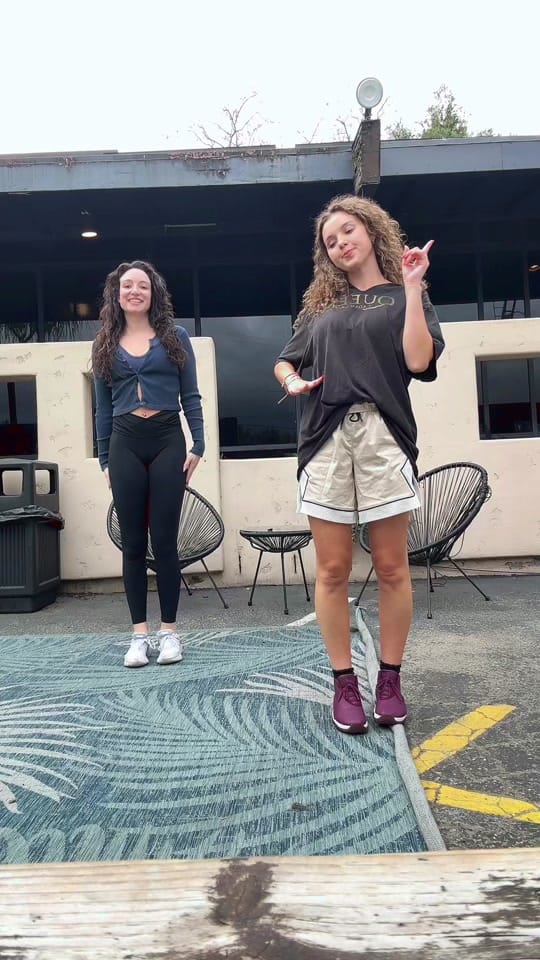Post 2 by Mads on TikTok (video)