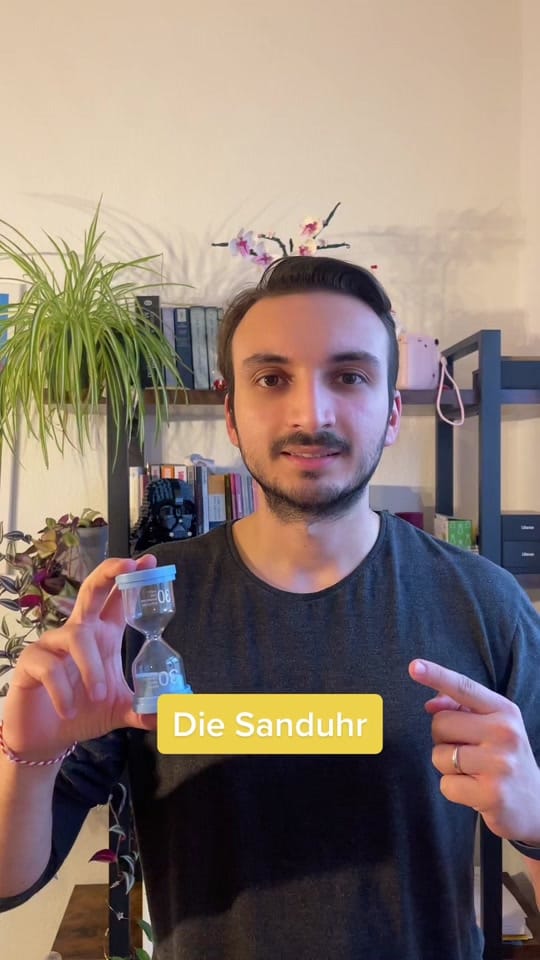 Post 4 by Der Deutschlehrer on TikTok (video)