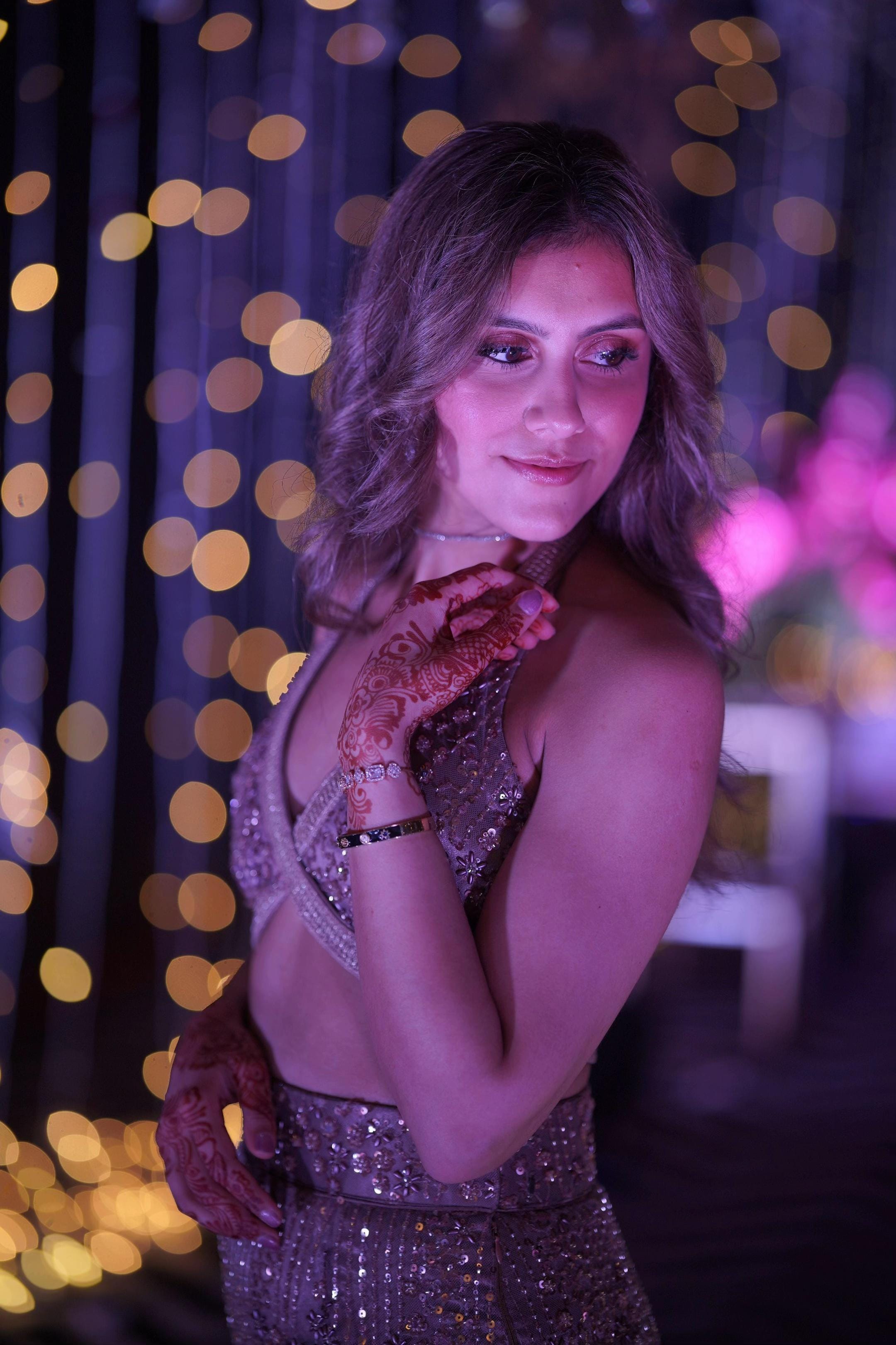 Post 3 by Roshni Nathowalia on TikTok (video)